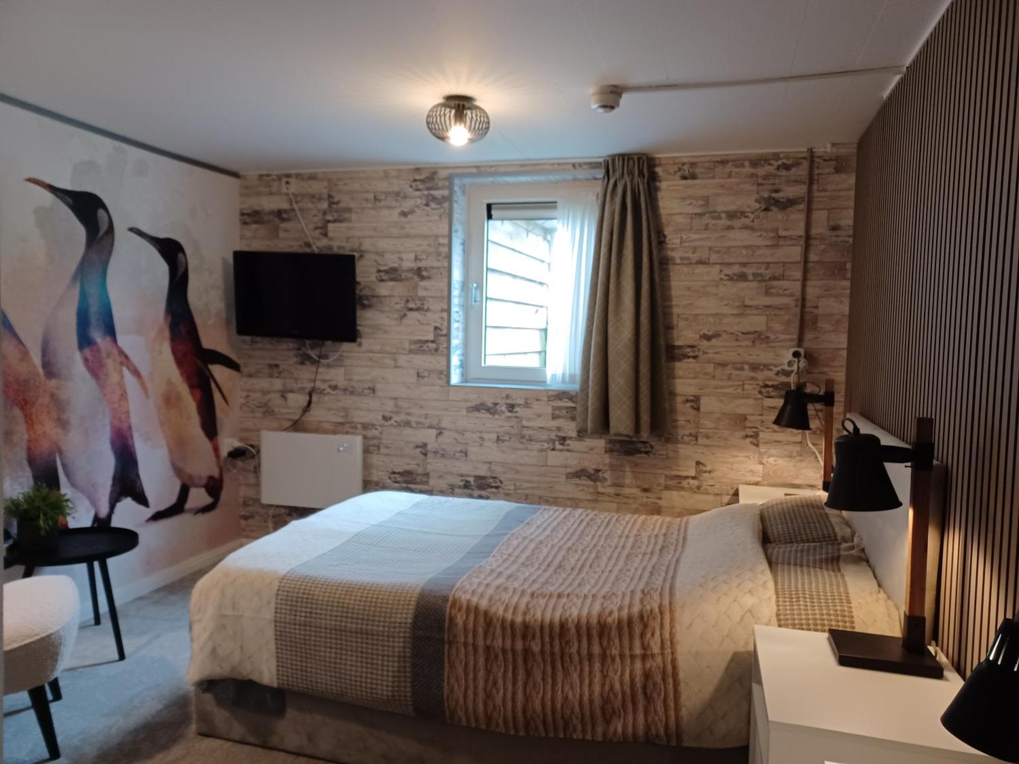 Hotel Dichtbijzee Oosterend  Extérieur photo
