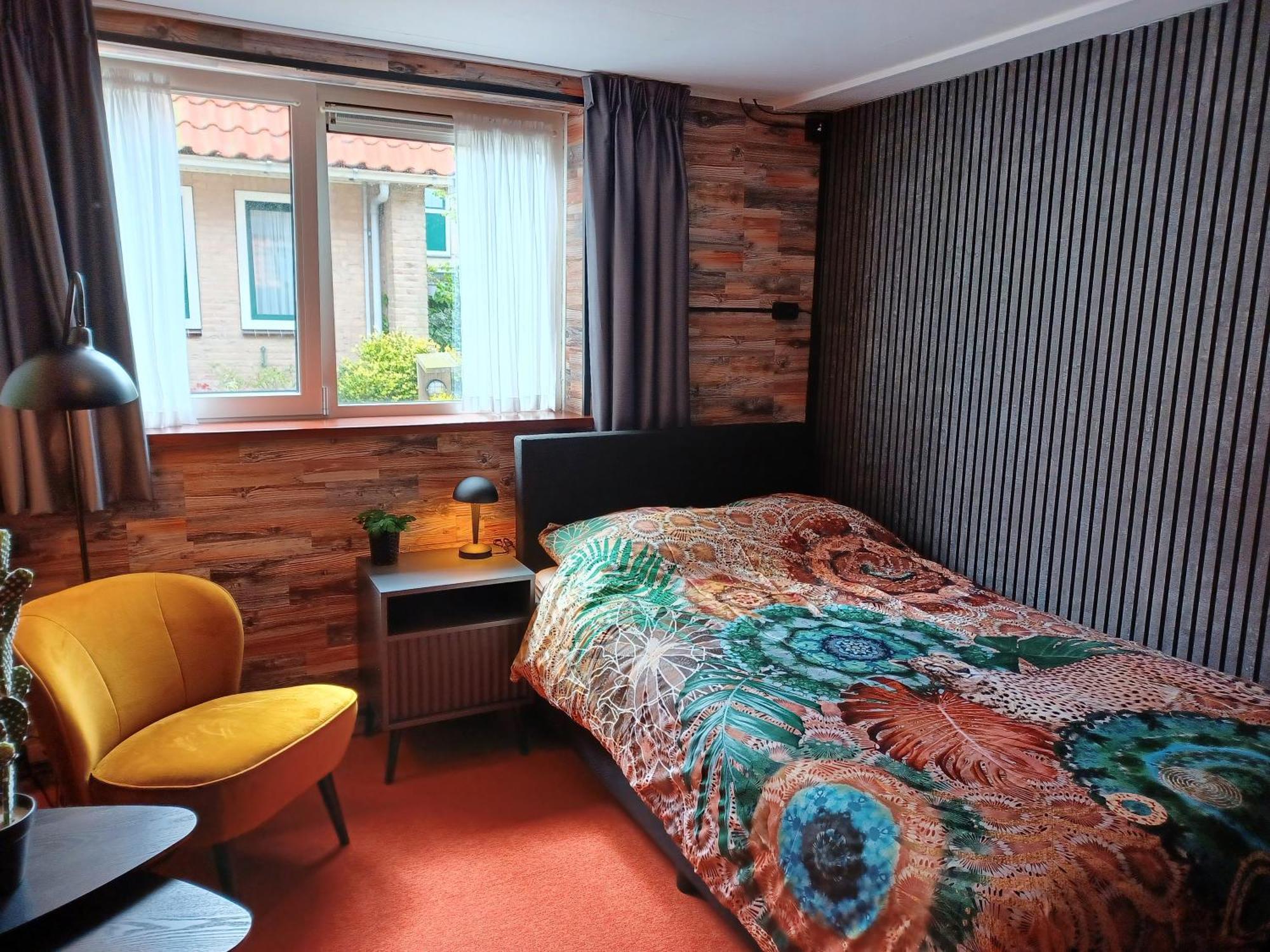 Hotel Dichtbijzee Oosterend  Extérieur photo