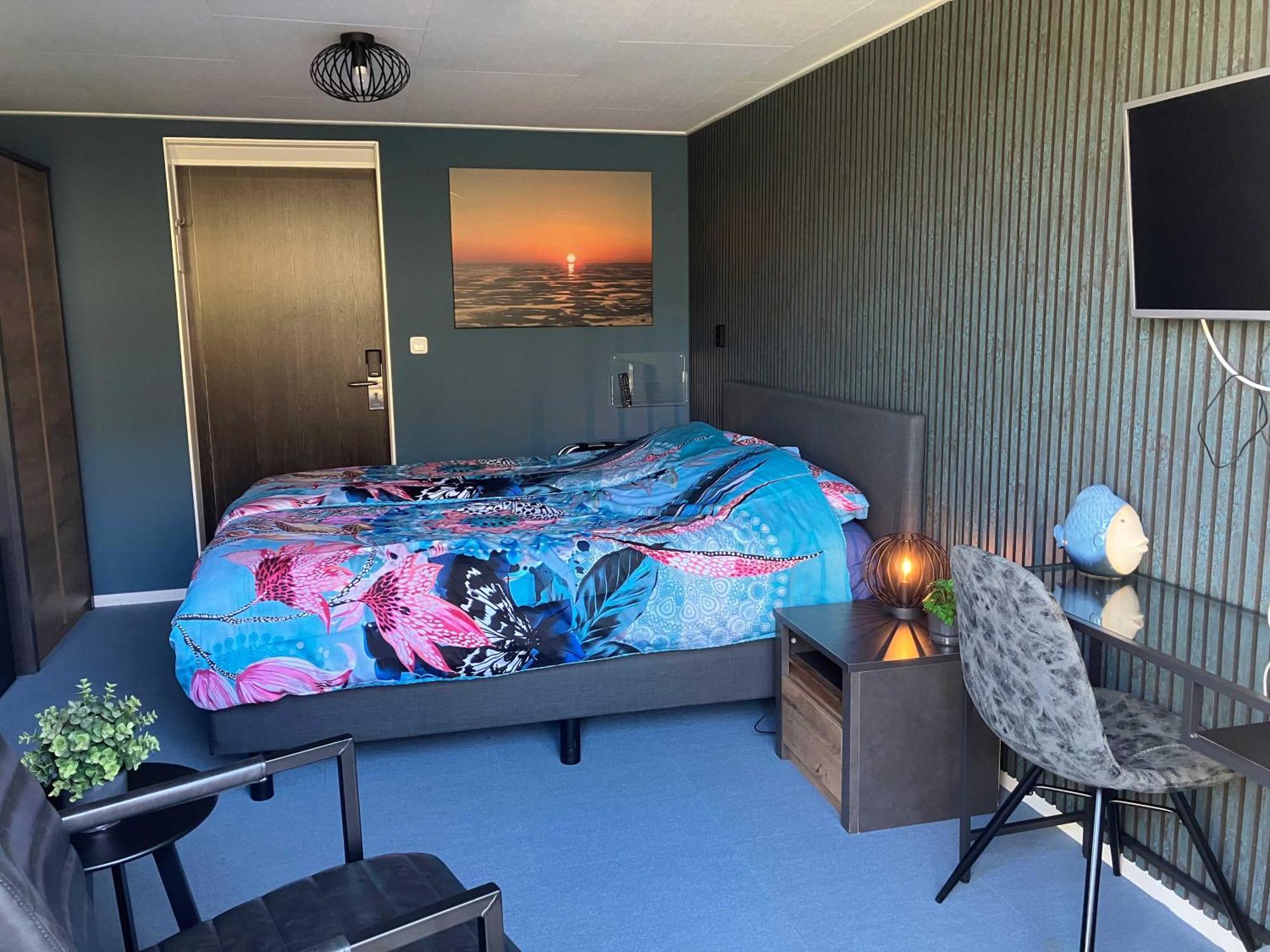 Hotel Dichtbijzee Oosterend  Extérieur photo