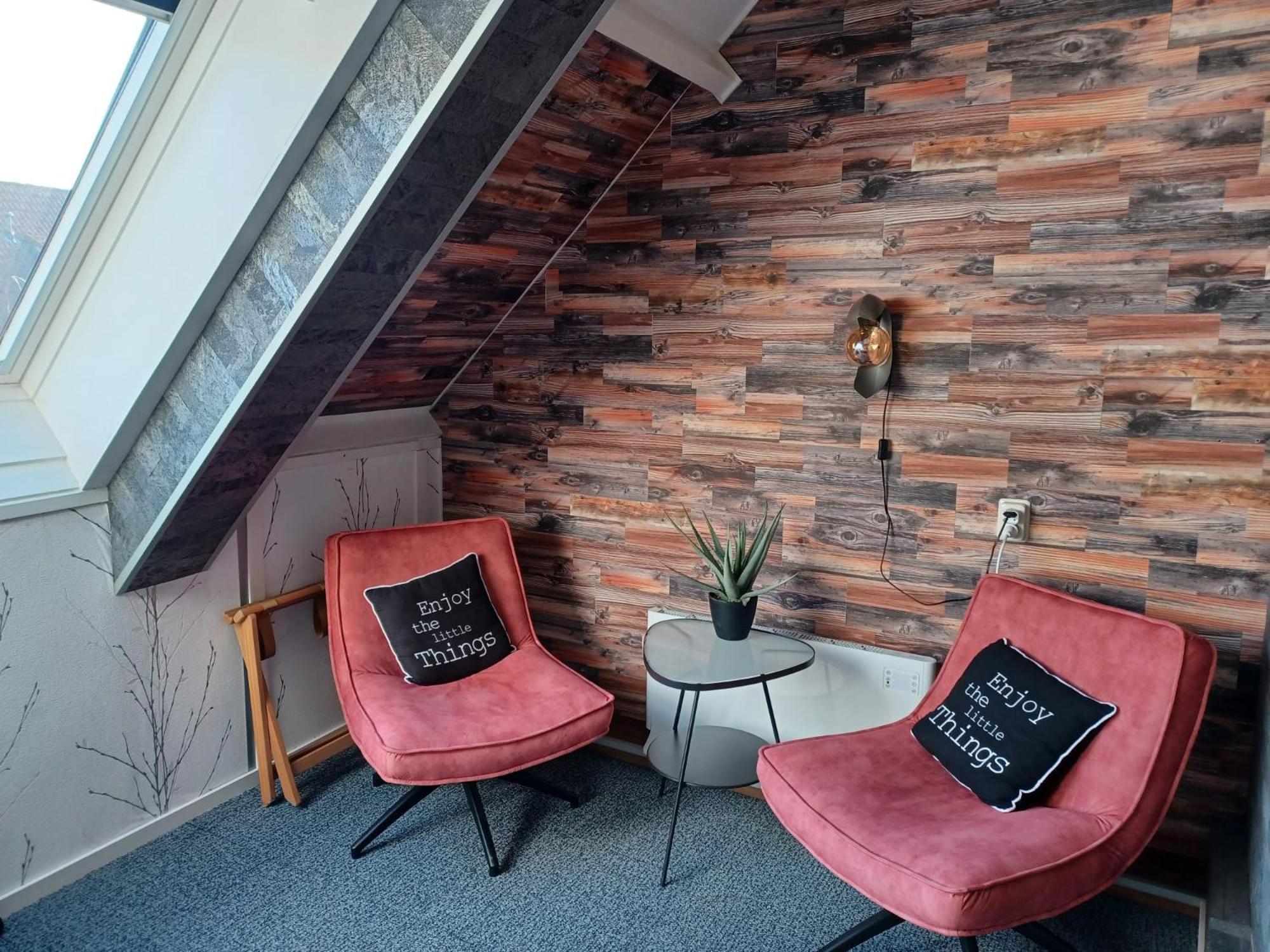 Hotel Dichtbijzee Oosterend  Extérieur photo