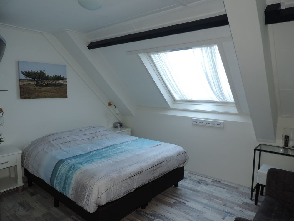Hotel Dichtbijzee Oosterend  Extérieur photo
