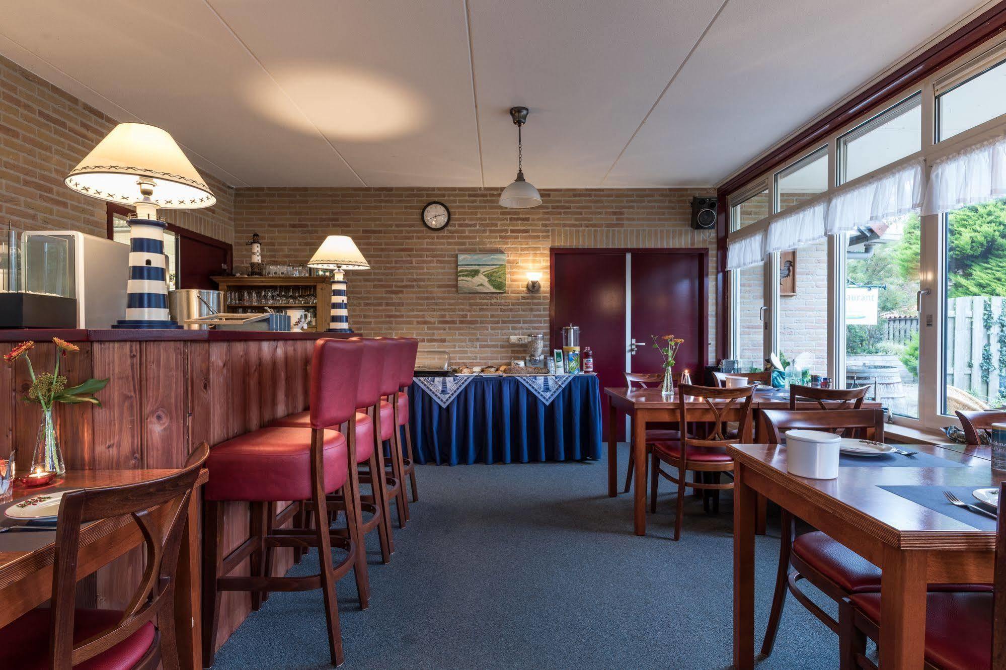 Hotel Dichtbijzee Oosterend  Extérieur photo